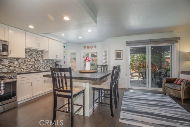 Detail Gallery Image 2 of 45 For 27 Royal Tern, Aliso Viejo,  CA 92656 - 3 Beds | 2/1 Baths