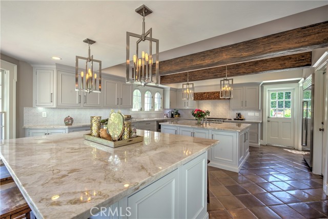 Detail Gallery Image 2 of 50 For 1205 W Highland Ave, Redlands,  CA 92373 - 4 Beds | 3/2 Baths