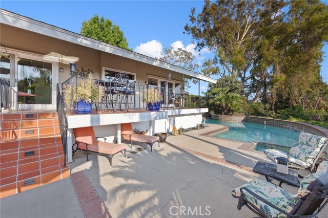 1481 Kensington Drive, Fullerton CA: https://media.crmls.org/medias/1594118d-2d19-470d-9b43-4170c41cf55e.jpg