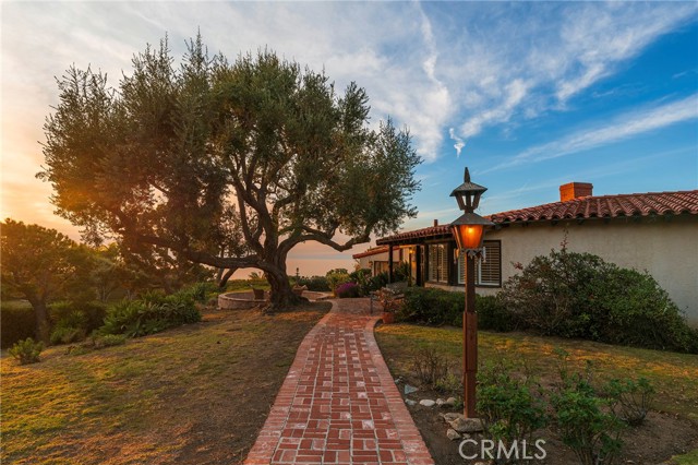 712 Paseo Del Mar, Palos Verdes Estates, California 90274, 4 Bedrooms Bedrooms, ,3 BathroomsBathrooms,Residential,Sold,Paseo Del Mar,PV25006621