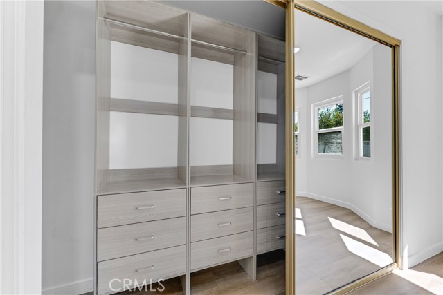 17706 Collins Street photo 22