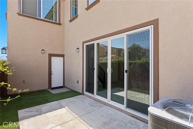 8729 Roving Place, Chino CA: https://media.crmls.org/medias/15951624-bad5-44ab-a03e-61e053397e1a.jpg