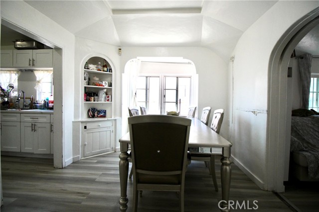 Detail Gallery Image 6 of 12 For 9528 Mcnerney Ave, South Gate,  CA 90280 - 2 Beds | 2 Baths
