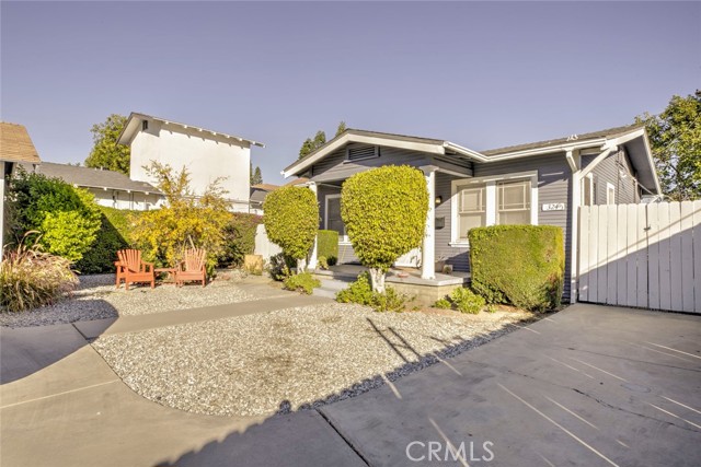 Detail Gallery Image 6 of 27 For 324 N Adams, Glendale,  CA 91206 - 5 Beds | 3 Baths