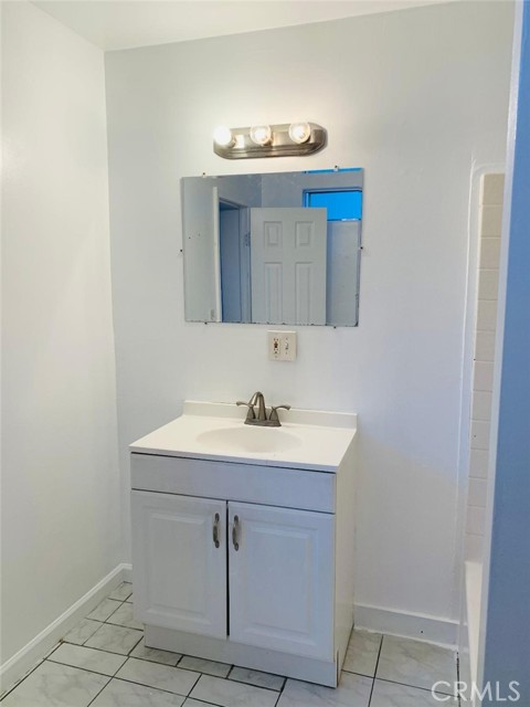 Detail Gallery Image 21 of 22 For 4626 West 5th. Street, Santa Ana,  CA 92703 - – Beds | – Baths