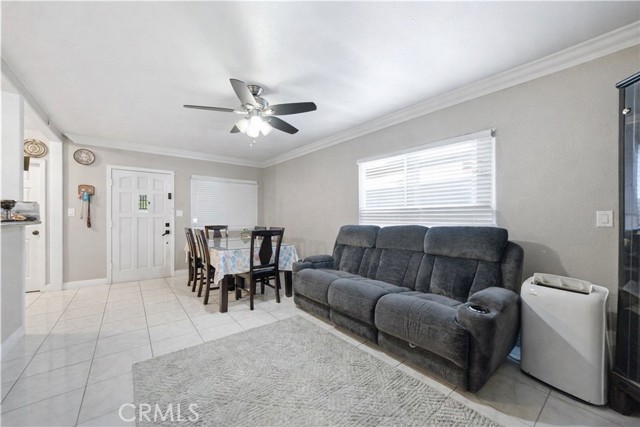 Detail Gallery Image 18 of 41 For 12118 Barnwall, Norwalk,  CA 90650 - 4 Beds | 2 Baths