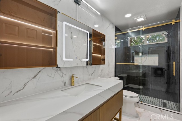 Detail Gallery Image 7 of 30 For 3630 Pillsbury, Lancaster,  CA 93536 - 5 Beds | 3 Baths