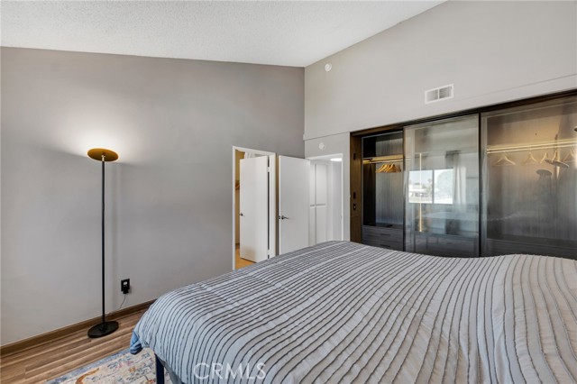 Detail Gallery Image 20 of 25 For 6323 Reseda Bld #14,  Tarzana,  CA 91335 - 2 Beds | 3 Baths