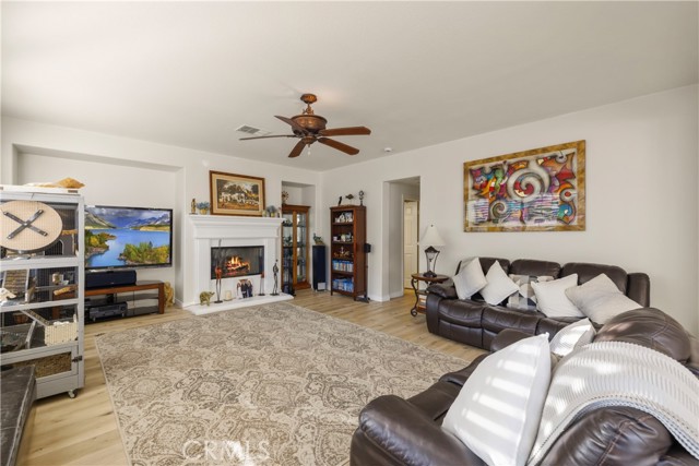 Detail Gallery Image 30 of 75 For 19721 Mathilde, Saugus,  CA 91350 - 5 Beds | 4 Baths