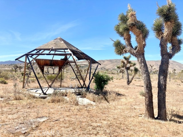 Detail Gallery Image 5 of 8 For 23777 Poppy Rd, Apple Valley,  CA 92308 - – Beds | – Baths