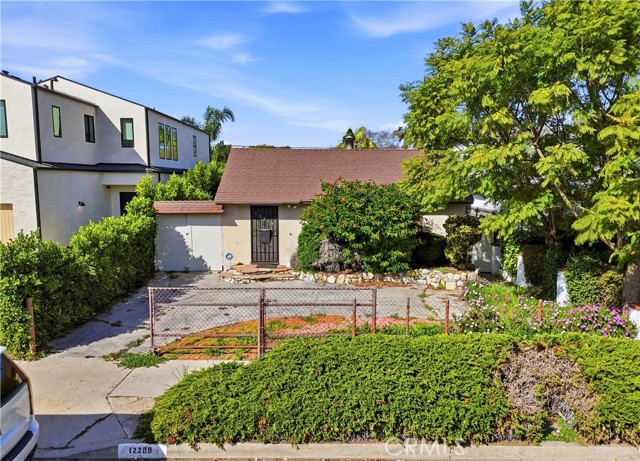 Front Image Thumbnail for CROC26045088