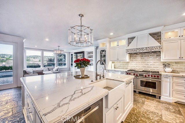 Detail Gallery Image 13 of 52 For 16 Golden Poppy, Coto de Caza,  CA 92679 - 5 Beds | 5/1 Baths