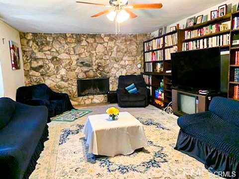 Detail Gallery Image 10 of 14 For 17033 Rayen, Northridge,  CA 91325 - 4 Beds | 3 Baths