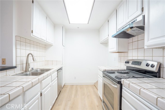 Detail Gallery Image 12 of 24 For 222 S Central, Los Angeles,  CA 90012 - 2 Beds | 2 Baths