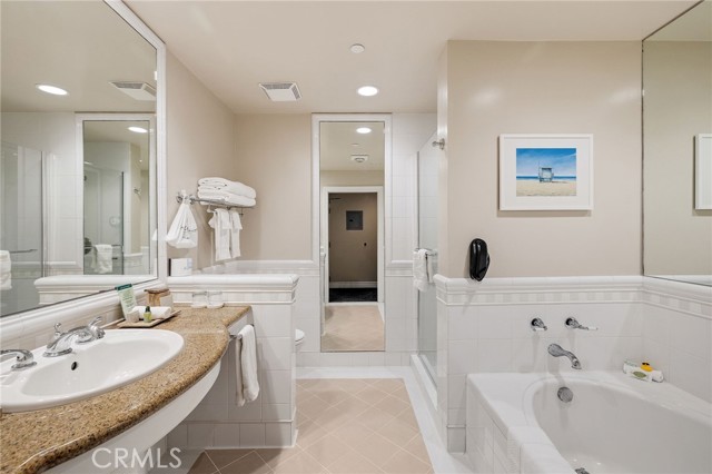 1300 The Strand, Hermosa Beach, California 90254, 1 Bedroom Bedrooms, ,1 BathroomBathrooms,Residential,For Sale,The Strand,SB25035973