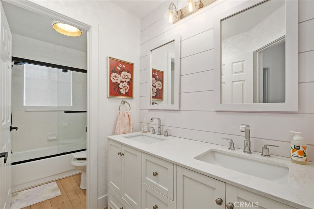 MLS #OC25027750 image #24