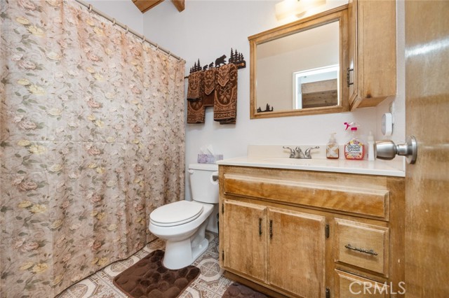 Detail Gallery Image 23 of 38 For 32947 Squirrel Ln, Arrowbear,  CA 92308 - 2 Beds | 2 Baths