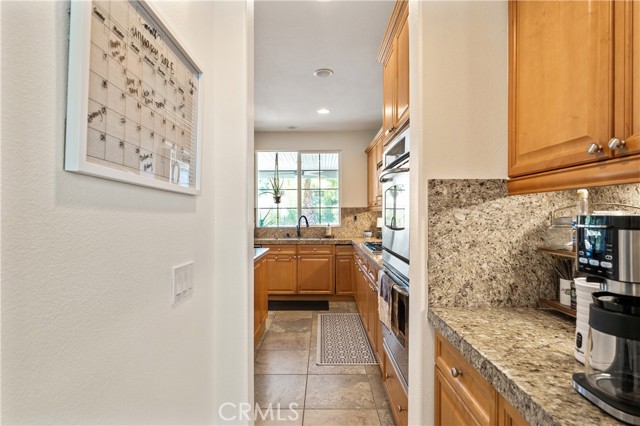 Detail Gallery Image 11 of 39 For 63 Volta Del Tintori St, Lake Elsinore,  CA 92532 - 5 Beds | 4/1 Baths