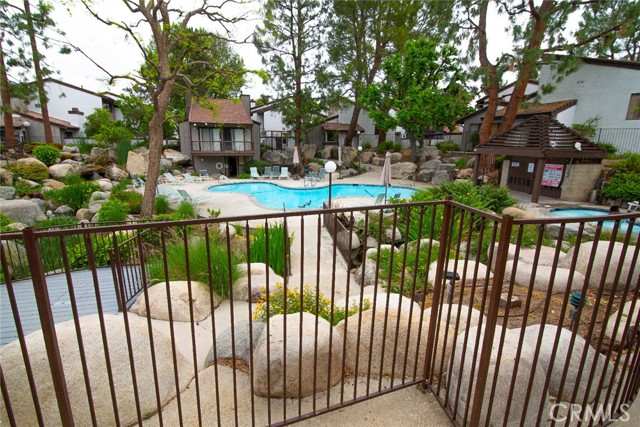 Detail Gallery Image 18 of 21 For 6275 Canoga Ave #73,  Woodland Hills,  CA 91367 - 2 Beds | 1 Baths