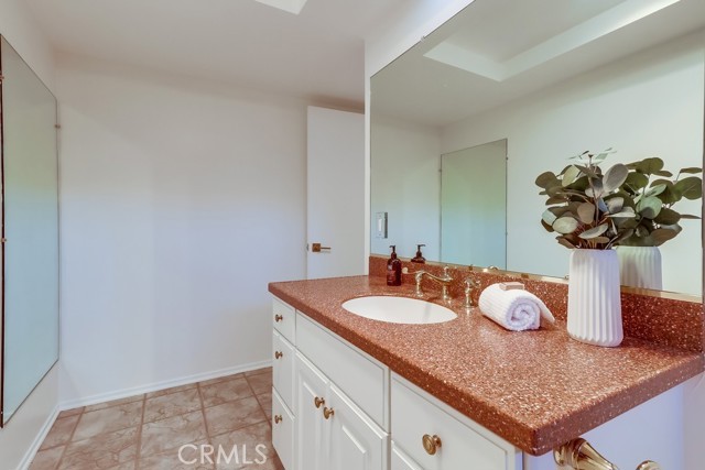6609 Via Canada, Rancho Palos Verdes CA: https://media.crmls.org/medias/159f25a7-1f0e-4950-95d4-5f72b3172cea.jpg