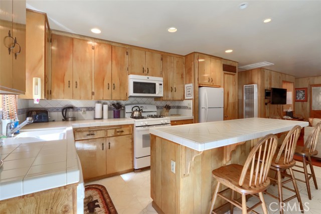 Detail Gallery Image 8 of 41 For 2580 River, Wawona,  CA 95389 - 2 Beds | 2 Baths