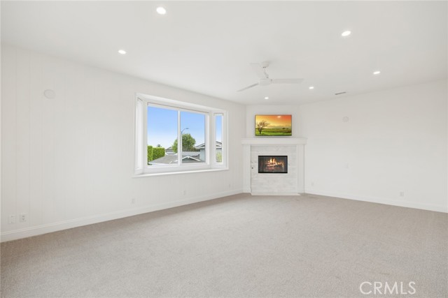 Detail Gallery Image 23 of 32 For 1915 Windward Ln, Newport Beach,  CA 92660 - 5 Beds | 3/1 Baths