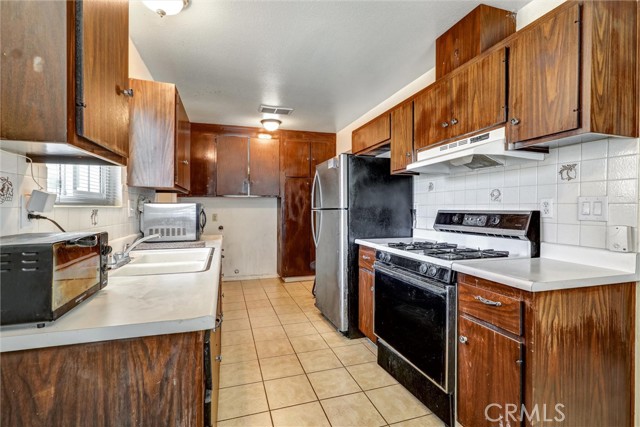 Detail Gallery Image 13 of 42 For 556 San Marino, Hemet,  CA 92545 - 2 Beds | 1 Baths