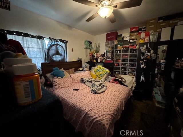 Detail Gallery Image 17 of 21 For 12112 Hoyt St, Sylmar,  CA 91342 - 4 Beds | 3 Baths