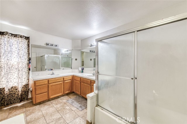 Detail Gallery Image 13 of 19 For 5731 N Connie Ave, Fresno,  CA 93722 - 3 Beds | 2 Baths