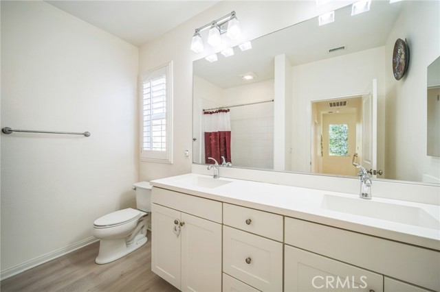 Detail Gallery Image 15 of 40 For 84 Plum Feather, Irvine,  CA 92620 - 3 Beds | 2/1 Baths