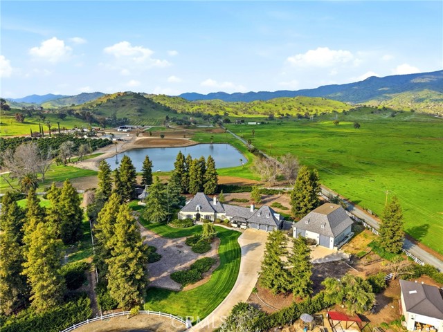 Detail Gallery Image 18 of 75 For 31311 Melanie Ct, Springville,  CA 93265 - 3 Beds | 2/1 Baths