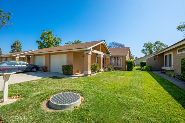17306 Village 17, Camarillo CA: https://media.crmls.org/medias/15a224fd-1c11-45c1-8670-53448f65d91b.jpg