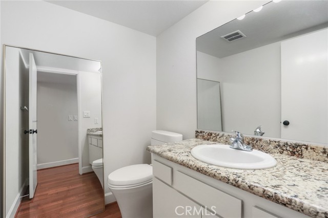 Detail Gallery Image 17 of 33 For 457 W Walnut St, Pasadena,  CA 91103 - 2 Beds | 2/1 Baths