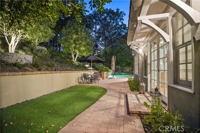 Detail Gallery Image 53 of 66 For 17710 Karen Dr, Encino,  CA 91316 - 5 Beds | 5/1 Baths