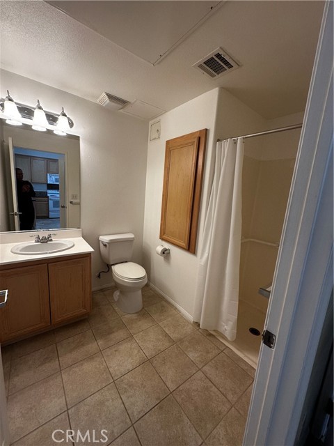 Detail Gallery Image 4 of 14 For 3550 Torrance #303,  Torrance,  CA 90503 - 1 Beds | 1 Baths