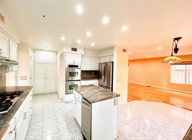 Detail Gallery Image 21 of 49 For 5666 Silver Valley, –,  CA 91301 - 4 Beds | 3 Baths