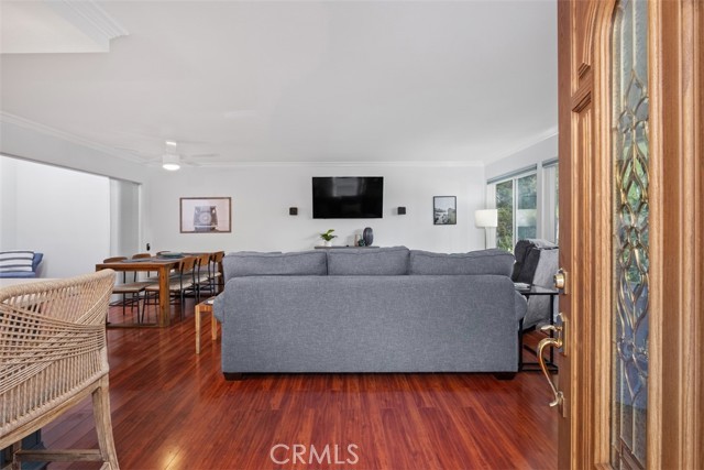 Detail Gallery Image 8 of 32 For 2198 via Mariposa #D,  Laguna Woods,  CA 92637 - 2 Beds | 2 Baths