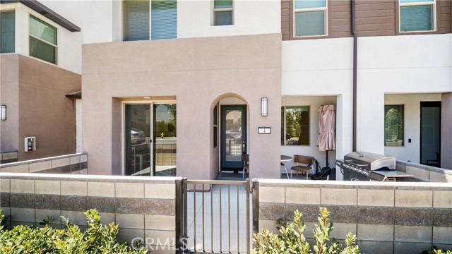 3610 E Pollock Street, Ontario CA: https://media.crmls.org/medias/15a8383c-6143-4c38-9c90-afc8bb5e5308.jpg