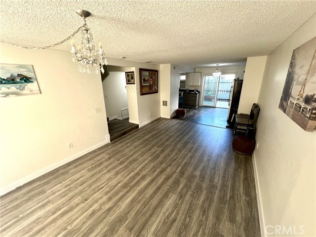 Detail Gallery Image 7 of 37 For 3600 Mountain Ave 13f,  San Bernardino,  CA 92404 - 1 Beds | 1/1 Baths