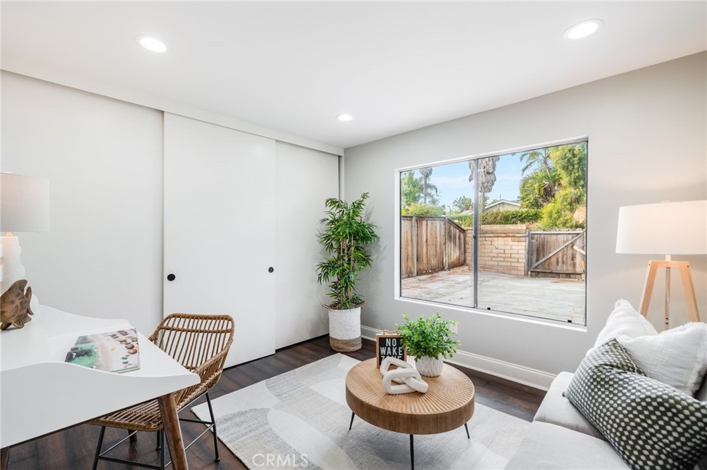 MLS #OC25163941 img 30