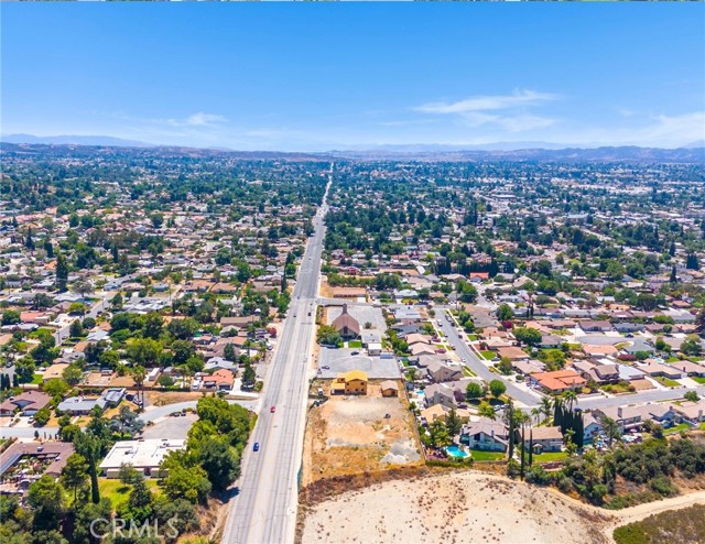 11570 Bryant Street, Yucaipa CA: https://media.crmls.org/medias/15a876a8-716c-452b-b739-4f67bde61bc9.jpg