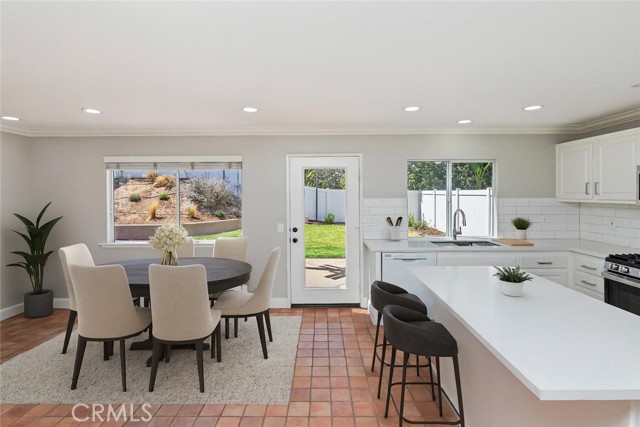 Detail Gallery Image 17 of 60 For 3348 Redport Dr, Corona,  CA 92881 - 4 Beds | 2/1 Baths