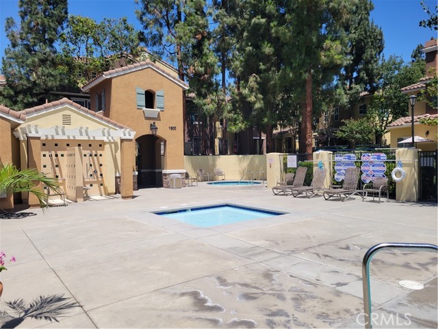 410 Timberwood, Irvine CA: https://media.crmls.org/medias/15a9156e-f05c-479f-8ed2-545bf46f4c53.jpg