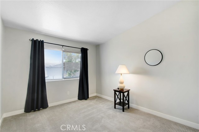 Detail Gallery Image 9 of 15 For 3701 Camino Anguilla, Riverside,  CA 92503 - 3 Beds | 2/1 Baths