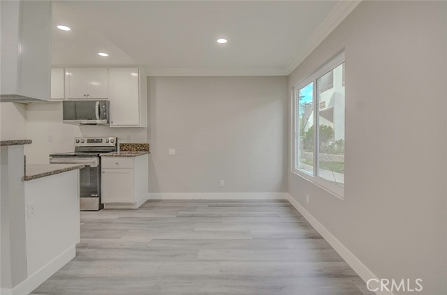 Detail Gallery Image 11 of 44 For 21941 Rimhurst #D,  Lake Forest,  CA 92630 - 2 Beds | 1 Baths