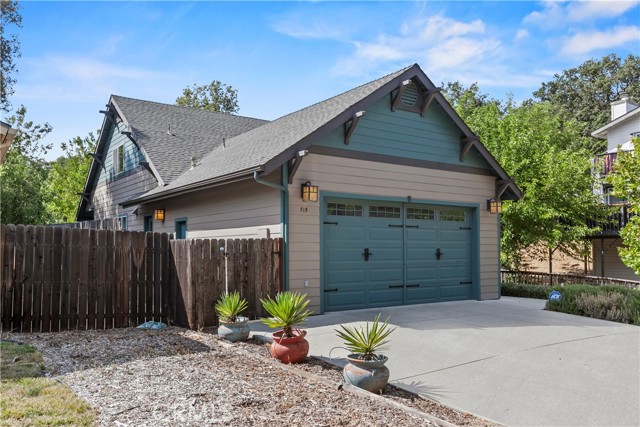 Detail Gallery Image 1 of 44 For 715 Leland St, Paso Robles,  CA 93446 - 3 Beds | 2 Baths