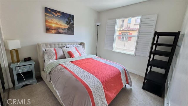 120 Jadestone, Irvine CA: https://media.crmls.org/medias/15ab6ada-5134-4338-84e8-057d7cd98d90.jpg