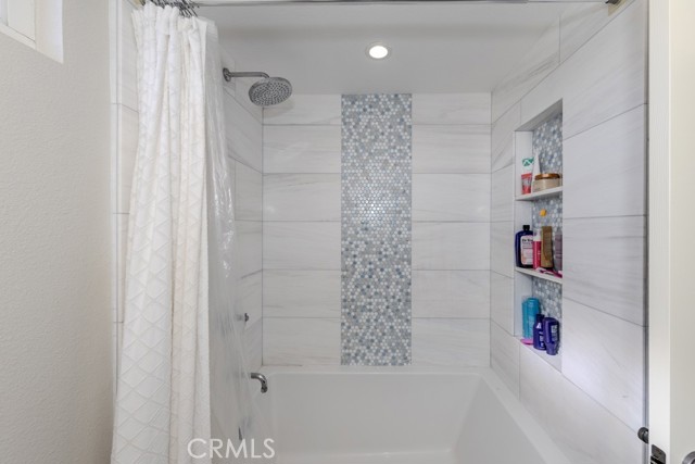 Detail Gallery Image 35 of 55 For 19542 Drybrook Ln., Huntington Beach,  CA 92646 - 4 Beds | 2/1 Baths