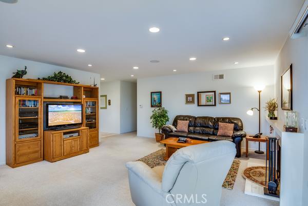 6944 Larkvale Drive, Rancho Palos Verdes, California 90275, 4 Bedrooms Bedrooms, ,2 BathroomsBathrooms,Residential,Sold,Larkvale,SB16117225