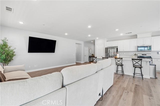 Detail Gallery Image 5 of 33 For 569 Pooish, San Jacinto,  CA 92582 - 3 Beds | 2 Baths